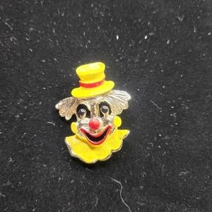 Gerry's Signed Vintage Enamel Clown Pin Brooch Yellow, Red, Gold